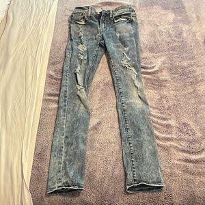 Skinny ripped jeans